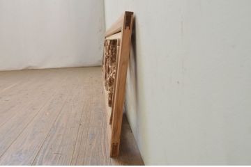 アンティーク建具　井波彫刻　躍動感ある梅が美しい彫刻欄間1枚(明り取り、明かり取り、在銘有り)(R-071589)