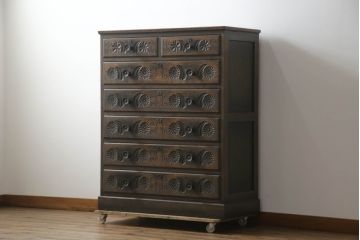 和製ビンテージ　神戸洋家具　細やかな彫刻が素晴らしいチェスト(引き出し、洋服タンス、ヴィンテージ、ぺザントアート)(R-071596)