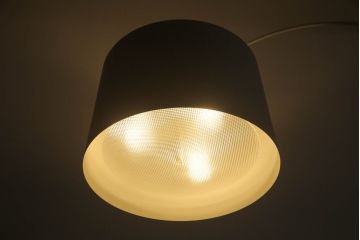 中古　美品!!　 FOSCARINI(フォスカリー二)　TWIGGY/F-GY　デザイン性と実用性を兼ね備えたお洒落なフロアライト(フロアランプ、スタンドライト、照明)(定価約30万円)(R-071597)
