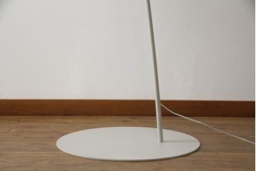 中古　美品!!　 FOSCARINI(フォスカリー二)　TWIGGY/F-GY　デザイン性と実用性を兼ね備えたお洒落なフロアライト(フロアランプ、スタンドライト、照明)(定価約30万円)(R-071597)