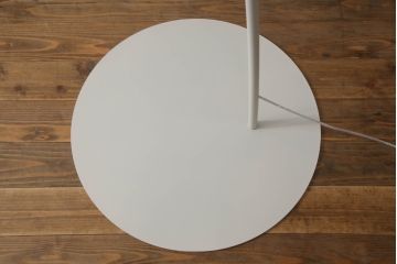 中古　美品!!　 FOSCARINI(フォスカリー二)　TWIGGY/F-GY　デザイン性と実用性を兼ね備えたお洒落なフロアライト(フロアランプ、スタンドライト、照明)(定価約30万円)(R-071597)