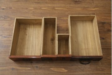 和製アンティーク　高級品!!　古民具・骨董　総桐材　希少!鳳凰の特大金具が素晴らしい佐渡小木箪笥ローボード(佐渡箪笥、和タンス、芸者箪笥、総桐箪笥、総桐たんす、衣装箪笥、整理たんす、時代箪笥、引き出し、ローチェスト、テレビ台、テレビボード)(R-071600)