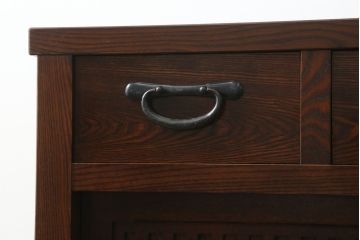 中古　美品　上質な和の空間を演出する水屋箪笥サイドボード(サイドキャビネット、収納棚、戸棚、食器棚、茶箪笥)(R-071603)