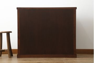 中古　美品　上質な和の空間を演出する水屋箪笥サイドボード(サイドキャビネット、収納棚、戸棚、食器棚、茶箪笥)(R-071603)