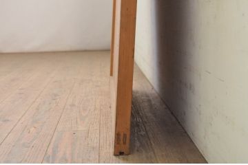 アンティーク建具　落ち着いた和の空間を演出する横桟付き引き戸1枚(板戸、帯戸、舞良戸)(R-071609)