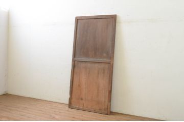 アンティーク建具　杉材　経年による風合いが魅力的な一枚板の板戸1枚(引き戸)(R-071620)