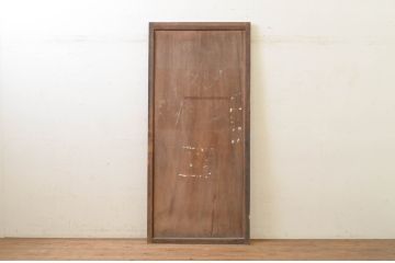 アンティーク建具　杉材　経年による風合いが魅力的な一枚板の板戸1枚(引き戸)(R-071620)