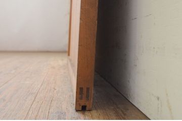 アンティーク建具　落ち着いた和の空間を演出する舞良戸1枚(まいらど、板戸、引き戸)(R-071625)
