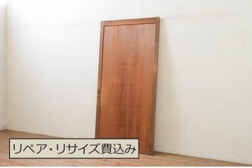 アンティーク建具　杉材　一枚板　どこか懐かしい雰囲気漂う引き戸1枚(板戸)(R-071629)