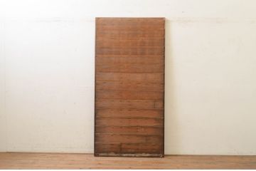 アンティーク建具　下見板張り　落ち着いた和の空間を演出する縦格子の板戸1枚(格子戸、引き戸)(R-071631)
