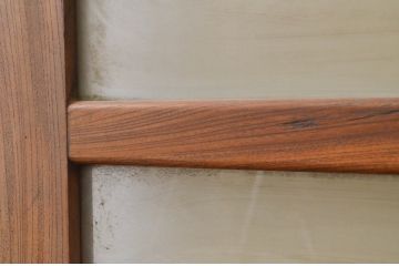 アンティーク建具　総欅(ケヤキ)材　どこか懐かしい雰囲気を感じるガラス戸1枚(引き戸)(R-071633)