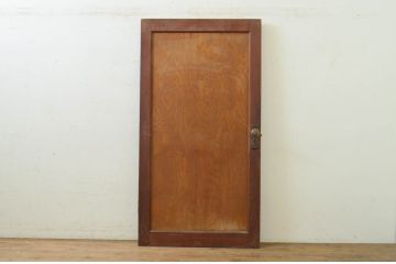 アンティーク建具　シンプルなデザインのドア1枚(木製扉)(R-071637)