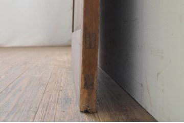 アンティーク建具　上手物!!　杉材柾目のマス目格子戸1枚(きつね格子、狐格子、引き戸、格子戸、板戸、升目)(R-071642)