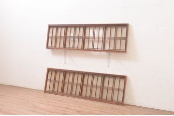 アンティーク建具　和モダンな空間づくりにおすすめ!格子入りの横長引き戸2枚セット(ダイヤガラス、窓、明かり取り、明り取り、ガラス欄間)(R-071663)