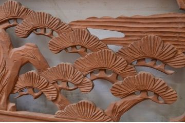 アンティーク建具　躍動感ある松竹梅の彫りが美しい彫刻欄間2枚セット(明り取り、明かり取り)(R-071667)