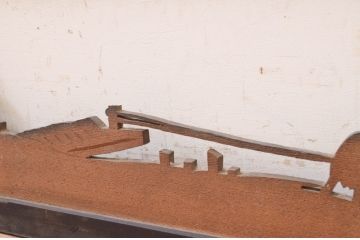 アンティーク建具　希少デザイン!!　松の木々や海辺で行き交う人々の様子が風情を感じさせる透かし彫り欄間2枚セット(明り取り、明かり取り)(R-071669)