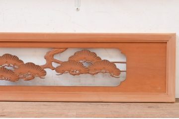 アンティーク建具　華やかな空間を演出する鶴と松の彫刻欄間2枚セット(明り取り、明かり取り)(R-071671)