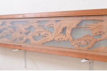 アンティーク建具　両面ガラス　松と鷹の彫刻が見事な彫刻欄間2枚セット(明かり取り、明り取り、らんま)(R-071687)