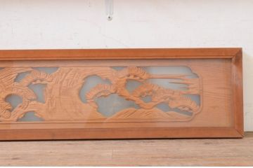 アンティーク建具　両面ガラス　松と鷹の彫刻が見事な彫刻欄間2枚セット(明かり取り、明り取り、らんま)(R-071687)