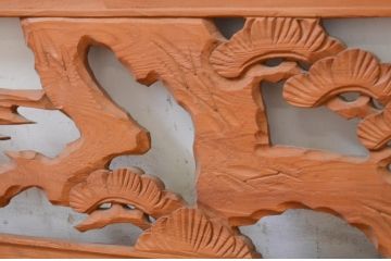 アンティーク建具　和の雰囲気を高める松と鷹の彫刻欄間2枚セット(明り取り、明かり取り)(R-071689)