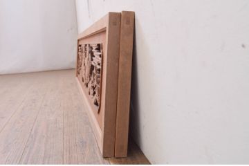 アンティーク建具　和の雰囲気を高める松と鷹の彫刻欄間2枚セット(明り取り、明かり取り)(R-071689)