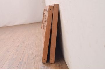 アンティーク建具　松の木と風情ある風景の彫刻が美しい両面彫刻欄間2枚セット(明かり取り、明り取り)(R-071691)