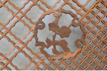 アンティーク建具　凝ったデザインの組子が目を惹く組子欄間2枚セット(明り取り、明かり取り)(R-071704)