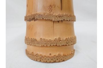 素朴な質感が味わい深い竹一重切花入(家元、花押、銘、茶道具、花瓶、花器、共箱付き)(R-071724)