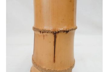 素朴な質感が味わい深い竹一重切花入(家元、花押、銘、茶道具、花瓶、花器、共箱付き)(R-071724)