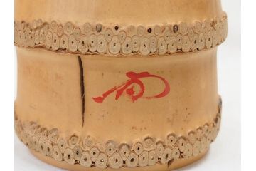 素朴な質感が味わい深い竹一重切花入(家元、花押、銘、茶道具、花瓶、花器、共箱付き)(R-071724)