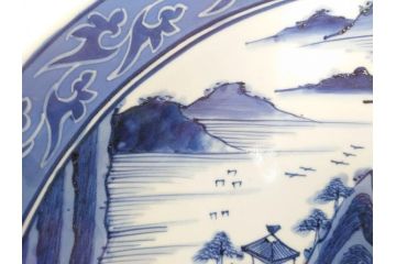 江戸期　古伊万里　染付　1尺5寸　約47cm　繊細に描かれた山水図が上質な和の雰囲気を高める大皿(和皿、和食器、一尺五寸)(R-071725)