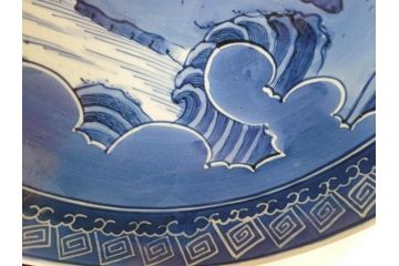 江戸期　古伊万里　染付　1尺5寸　約47cm　繊細に描かれた山水図が上質な和の雰囲気を高める大皿(和皿、和食器、一尺五寸)(R-071726)