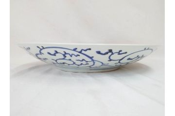 江戸〜明治　古伊万里　染付　微塵唐草文　1尺5寸　約47cm　一つ一つ丁寧に描かれた絵付けが美しい大皿(松竹梅図、和皿、和食器、一尺五寸)(R-071729)