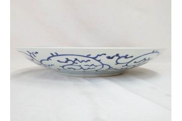 江戸〜明治　古伊万里　染付　微塵唐草文　1尺5寸　約47cm　一つ一つ丁寧に描かれた絵付けが美しい大皿(松竹梅図、和皿、和食器、一尺五寸)(R-071729)