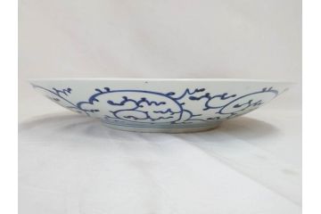 江戸〜明治　古伊万里　染付　微塵唐草文　1尺5寸　約47cm　一つ一つ丁寧に描かれた絵付けが美しい大皿(松竹梅図、和皿、和食器、一尺五寸)(R-071729)