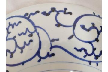 江戸〜明治　古伊万里　染付　微塵唐草文　1尺5寸　約47cm　一つ一つ丁寧に描かれた絵付けが美しい大皿(松竹梅図、和皿、和食器、一尺五寸)(R-071729)