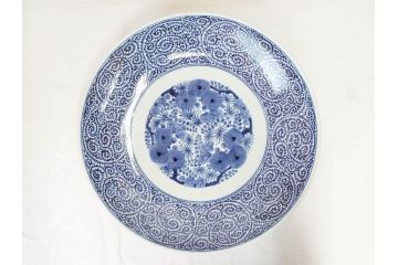 古伊万里　染付　蛸唐草文　松竹梅文　渦福　約45cm　1尺4寸　大胆かつ繊細な絵柄に魅了される大皿(二重角福、和食器、和皿、一尺四寸)(R-071730)