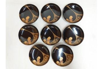明治〜大正　輪島塗　木製漆器　紅葉の蒔絵が食卓のアクセントになる吸物椀8客セット(もみじ、モミジ、黒漆、お椀、和食器)(R-071738)