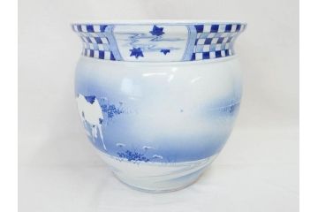 明治期　伊万里　染付　馬　川　紅葉　鶴　大胆に描かれた珍しい図柄が目を惹く手洗鉢(鉢カバー、プランターカバー、睡蓮鉢、メダカ、めだか、金魚鉢、もみじ、モミジ)(R-071739)