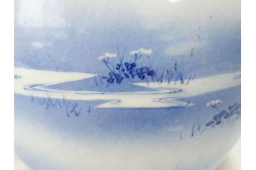 明治期　伊万里　染付　馬　川　紅葉　鶴　大胆に描かれた珍しい図柄が目を惹く手洗鉢(鉢カバー、プランターカバー、睡蓮鉢、メダカ、めだか、金魚鉢、もみじ、モミジ)(R-071739)