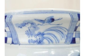 明治期　伊万里　染付　馬　川　紅葉　鶴　大胆に描かれた珍しい図柄が目を惹く手洗鉢(鉢カバー、プランターカバー、睡蓮鉢、メダカ、めだか、金魚鉢、もみじ、モミジ)(R-071739)