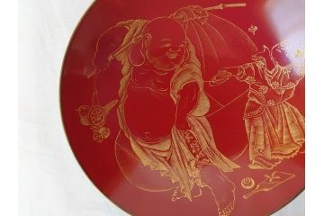 江戸期　輪島塗　本朱　五ツ組　七福神　沈金で描かれた縁起の良い絵柄が美しい大盃&盃台付き(朱塗り、木製漆器、杯、酒器、和食器、共箱付き)(R-071744)