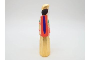春日有職　奈良人形師　五代　瀬谷桃源　一刀彫　力強い彫りと華やかな色彩が美しい立雛(ひな、ヒナ、木彫、彫刻、木製、置物、共箱付き)(R-071747)