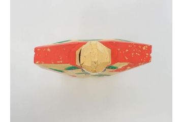 春日有職　奈良人形師　五代　瀬谷桃源　一刀彫　力強い彫りと華やかな色彩が美しい立雛(ひな、ヒナ、木彫、彫刻、木製、置物、共箱付き)(R-071747)