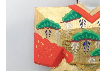 春日有職　奈良人形師　五代　瀬谷桃源　一刀彫　力強い彫りと華やかな色彩が美しい立雛(ひな、ヒナ、木彫、彫刻、木製、置物、共箱付き)(R-071747)