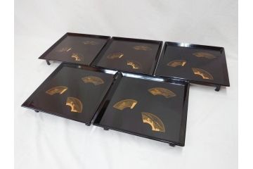 輪島塗　能州輪島　布着　扇面蒔絵　優美で上品な雰囲気漂うお膳5客セット(木製漆器、脚付き、金蒔絵、お盆)(R-071749)