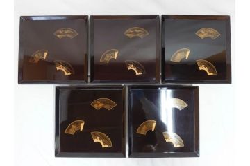 輪島塗　能州輪島　布着　扇面蒔絵　優美で上品な雰囲気漂うお膳5客セット(木製漆器、脚付き、金蒔絵、お盆)(R-071749)