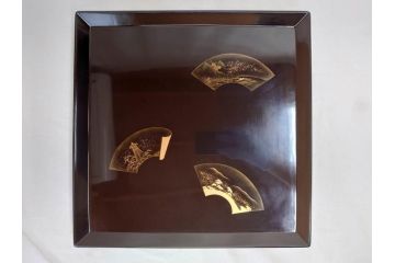 輪島塗　能州輪島　布着　扇面蒔絵　優美で上品な雰囲気漂うお膳5客セット(木製漆器、脚付き、金蒔絵、お盆)(R-071749)