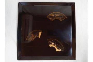 輪島塗　能州輪島　布着　扇面蒔絵　優美で上品な雰囲気漂うお膳5客セット(木製漆器、脚付き、金蒔絵、お盆)(R-071750)