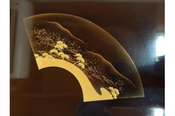 輪島塗　能州輪島　布着　扇面蒔絵　優美で上品な雰囲気漂うお膳5客セット(木製漆器、脚付き、金蒔絵、お盆)(R-071750)